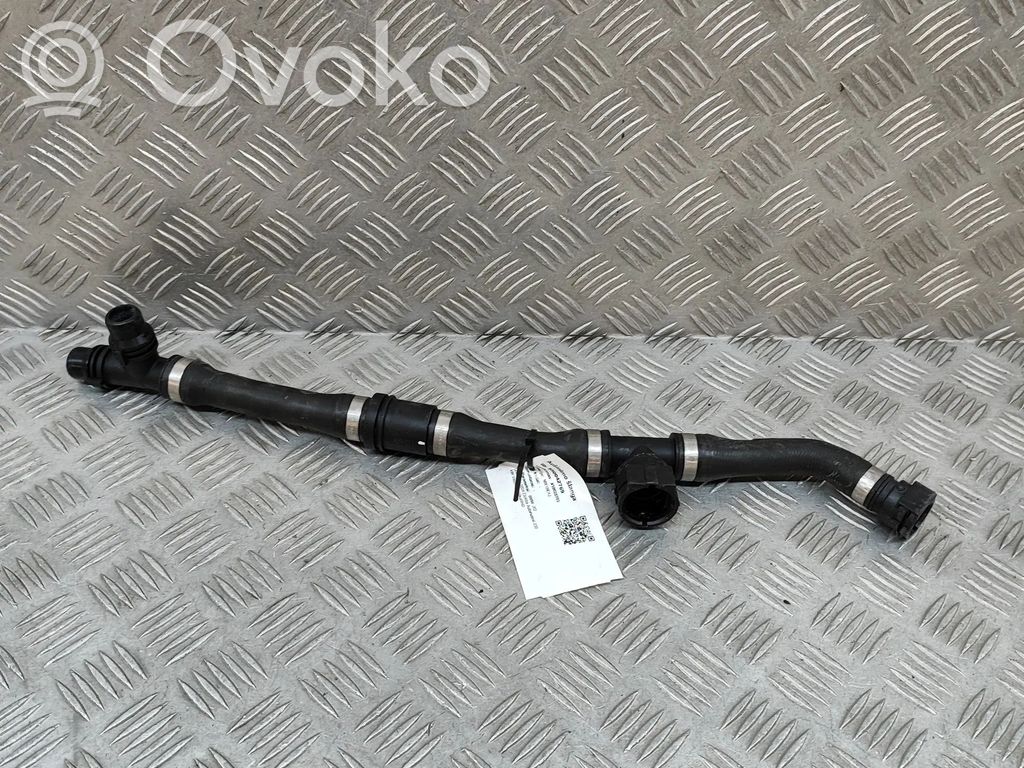 BMW X2 U10 Engine coolant pipe/hose 