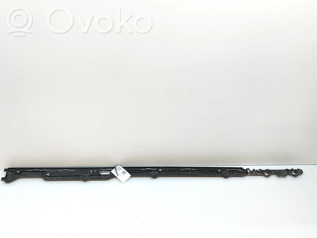 Mercedes-Benz EQS V297 Kynnyksen/sivuhelman lista
