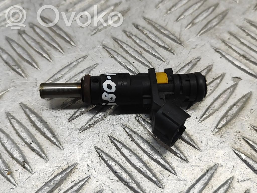 Peugeot 308 Inyector de combustible 