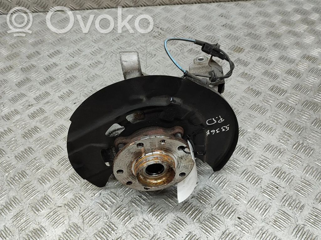 Nissan Qashqai J12 Cubo de rueda delantera 