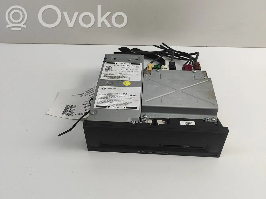 Audi Q3 F3 Radio / CD-Player / DVD-Player / Navigation 