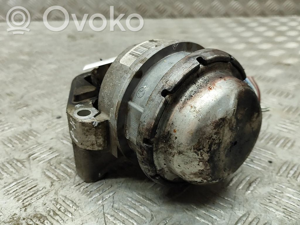 Audi RS6 C7 Engine mount bracket 