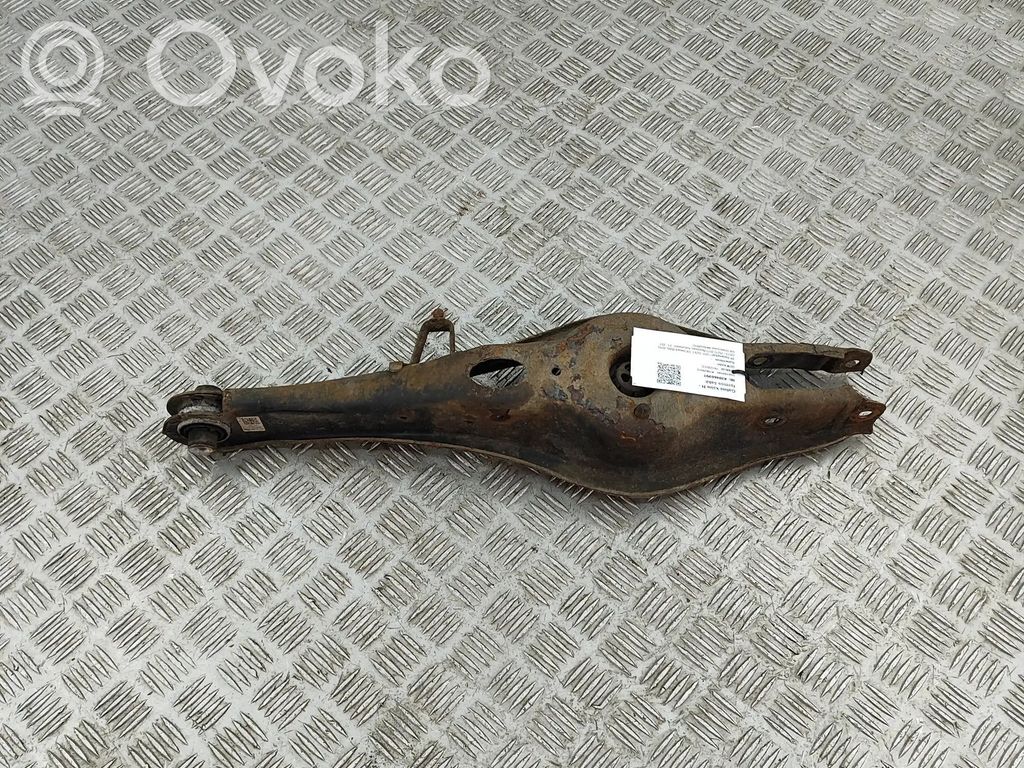Volkswagen Golf VII Triangle bras de suspension supérieur arrière