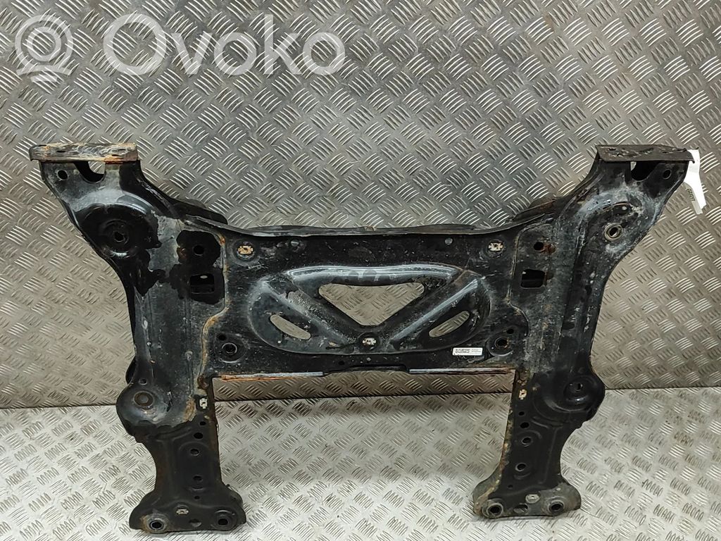 Skoda Enyaq iV Priekinis traversas 
