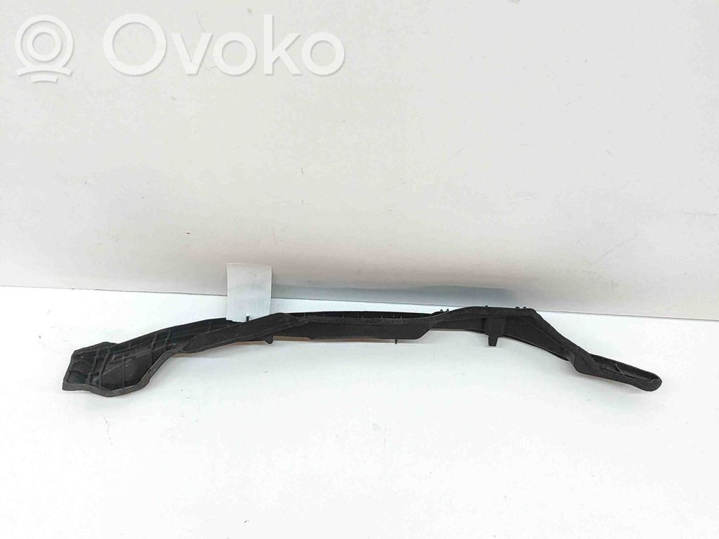 Toyota RAV 4 (XA50) Rivestimento dell’estremità del parafango