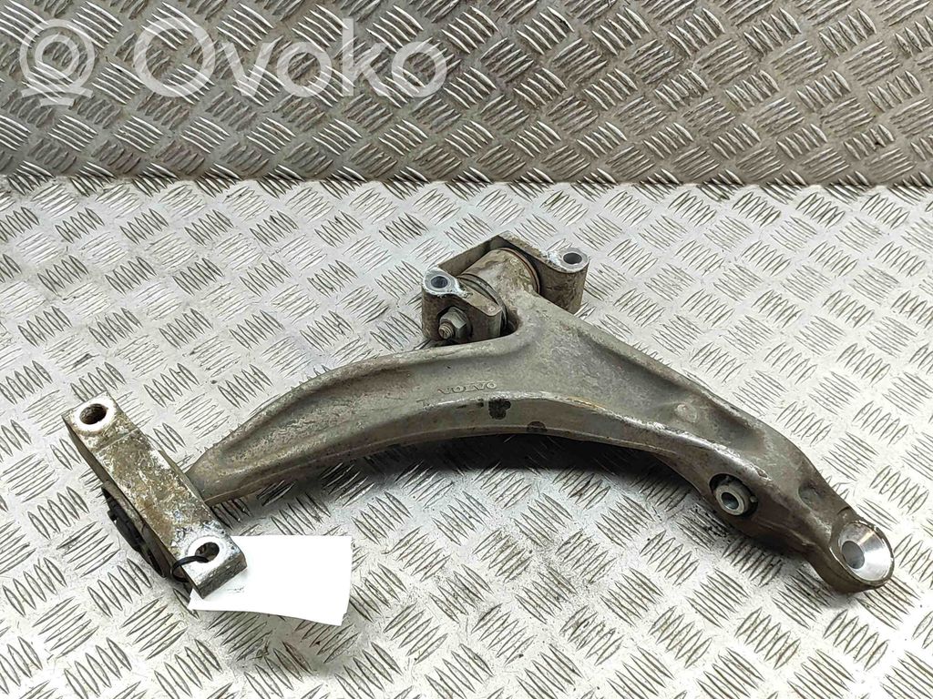 Volvo V60 Dakša 