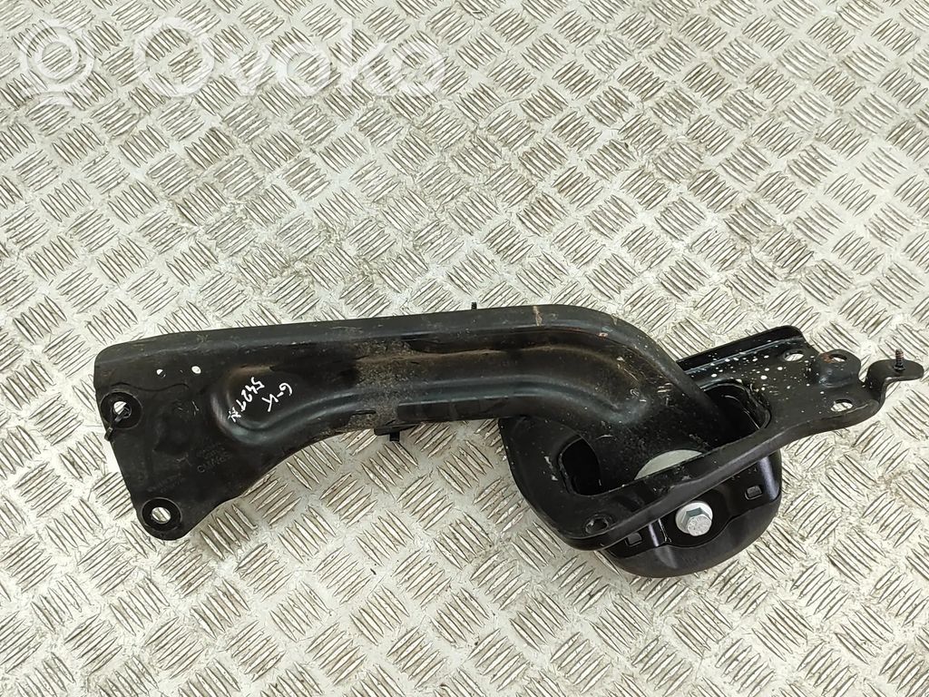 Volvo XC40 Вилы