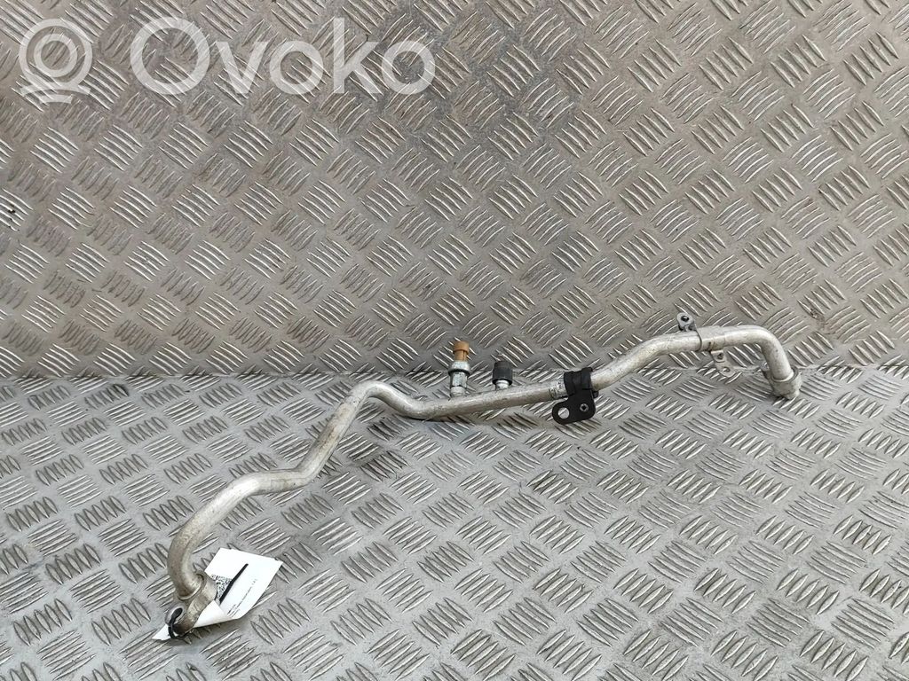 Ilmastointilaitteen putki (A/C)   22863544