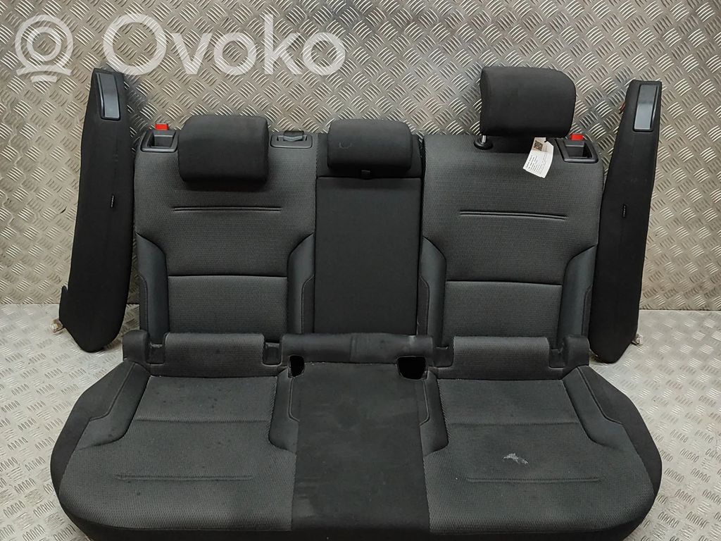 Volkswagen Golf VII Fotel tylny 