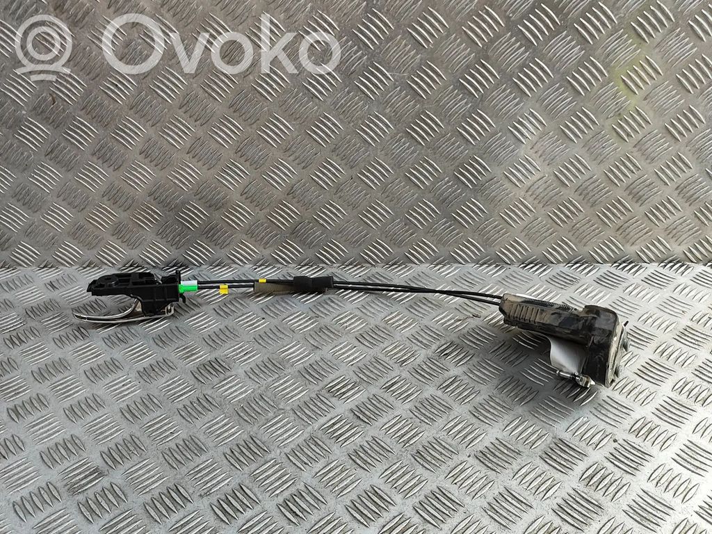 Toyota Prius (XW50) Zamek drzwi tylnych 