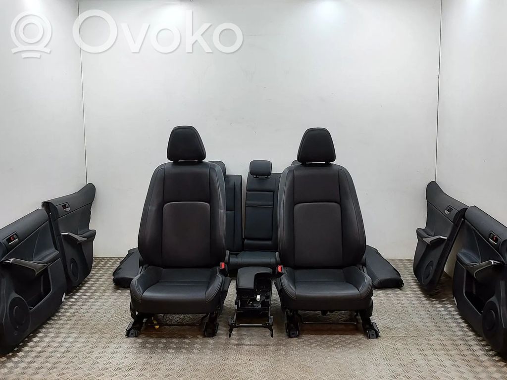 Lexus IS III XE30 Set interni 