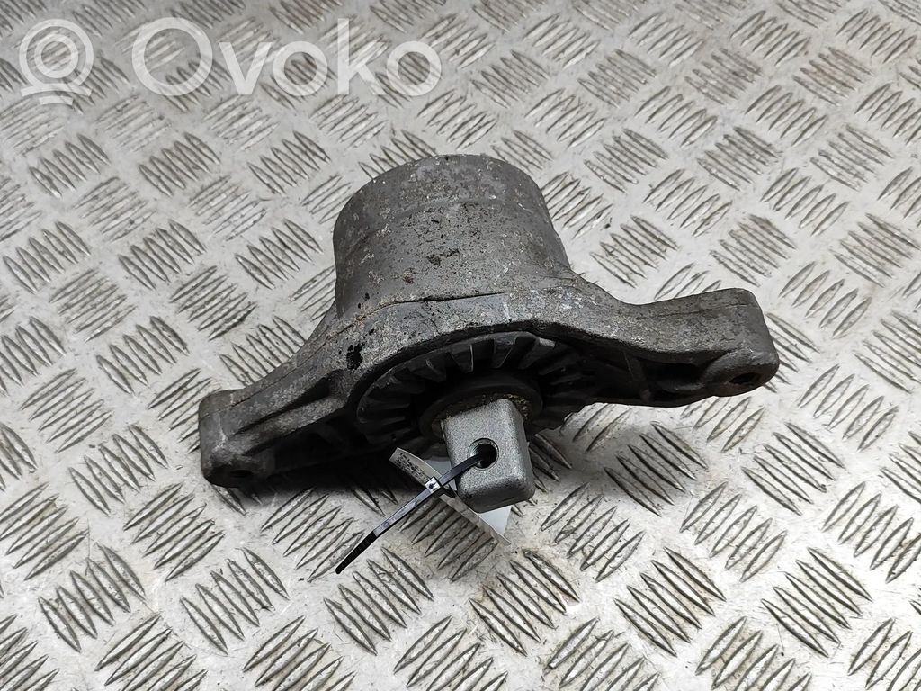 Maserati Levante Engine mount bracket 