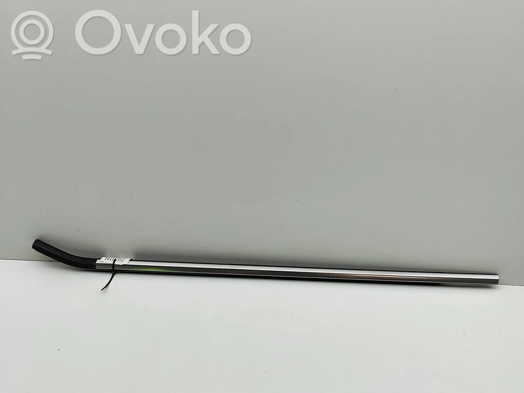Audi Q4 e-tron Rivestimento modanatura del vetro della portiera anteriore