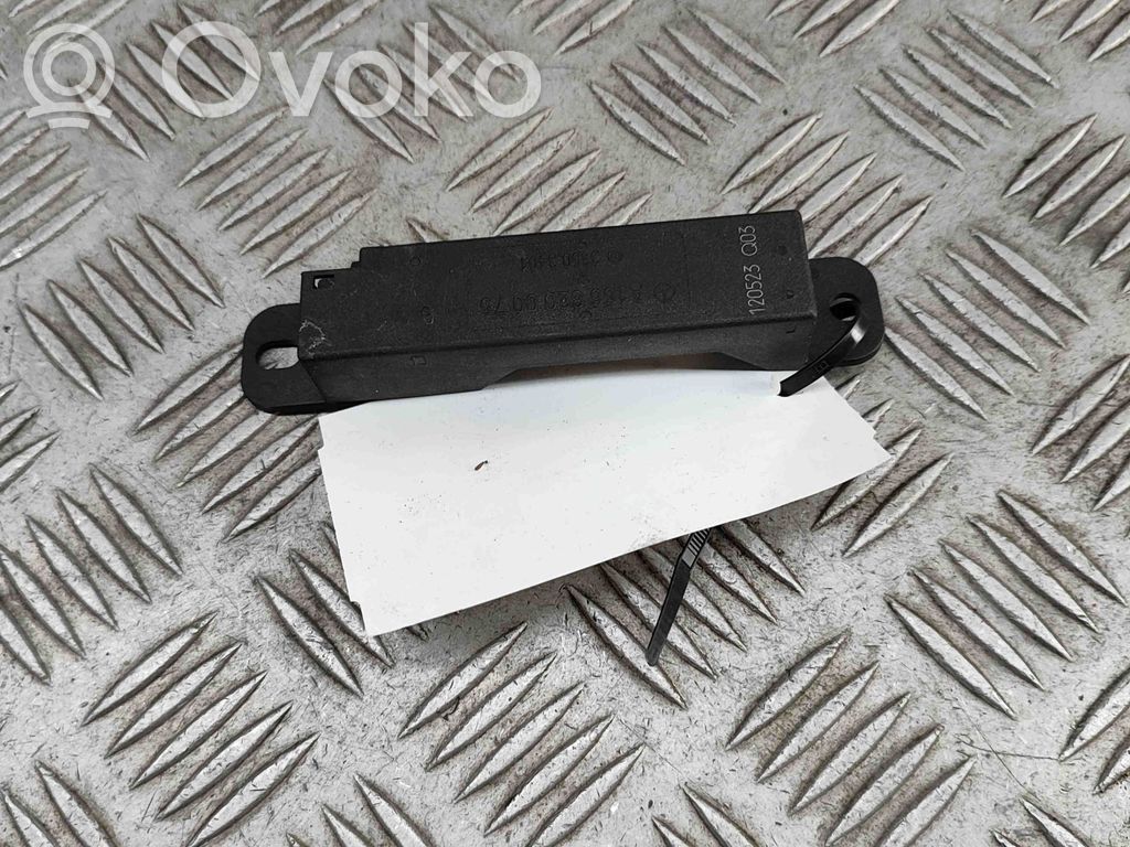 Mercedes-Benz ML W166 Antenna di sistema senza chiave 