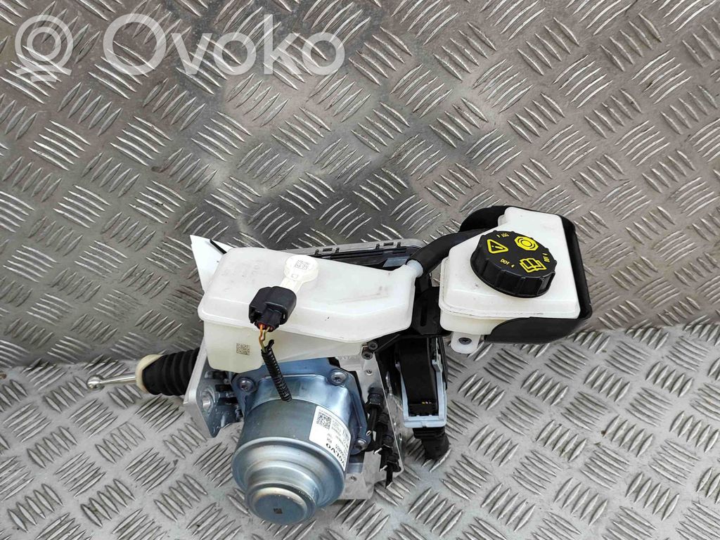 Volvo XC90 Brake booster 