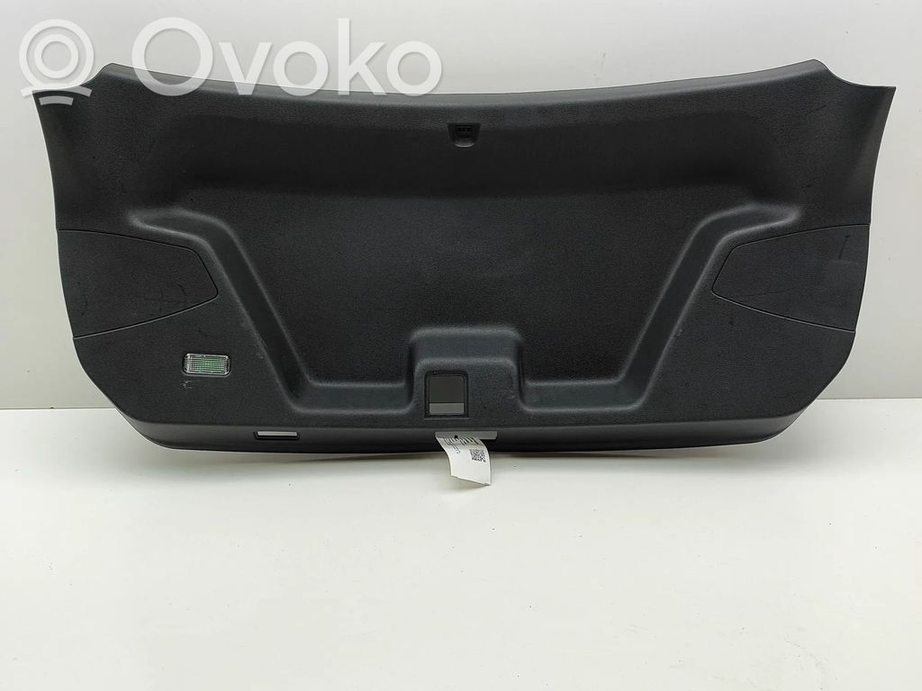 Tailgate trim   8W8867979