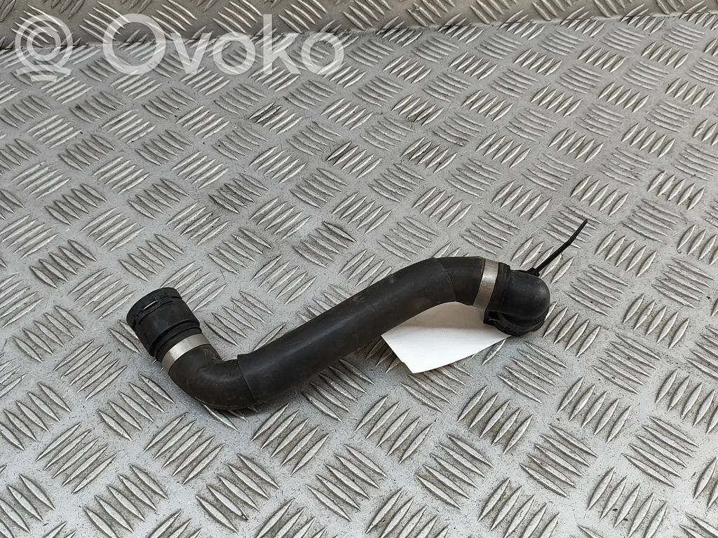 Jaguar F-Type Conductă/furtun lichid de răcire motor 