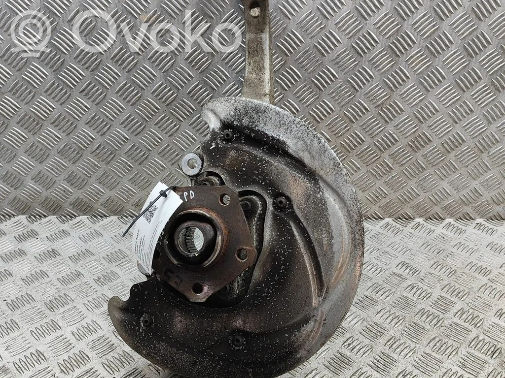 Priekinė stebulė   4M0498625F,8W0407560