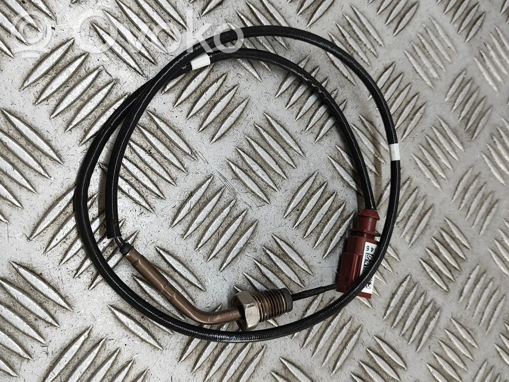 Audi A5 Öltemperatur Sensor Fühler Geber 