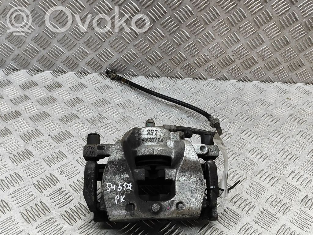 Nissan Qashqai J12 Zacisk hamulcowy przedni 