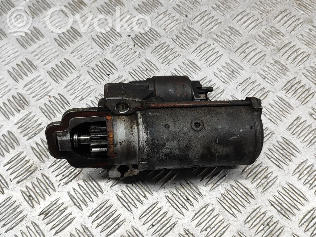 Rozrusznik   LRS03962