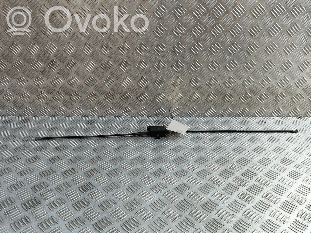 Audi A5 Engine bonnet/hood lock release cable 