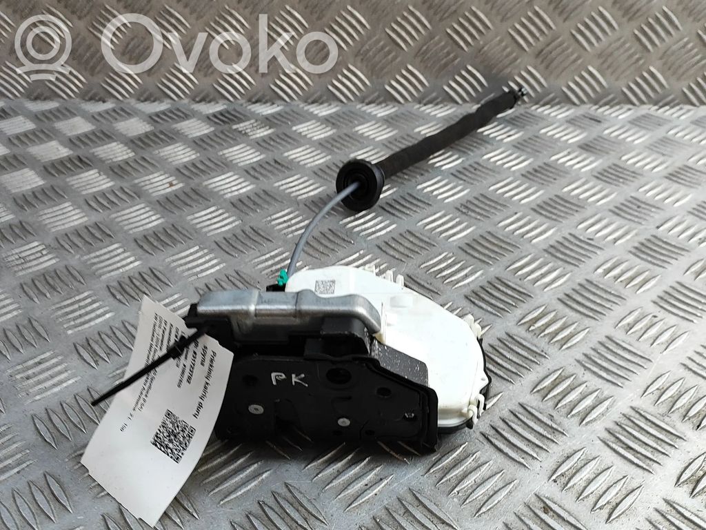 Audi A5 Coupe door lock (next to the handle) 