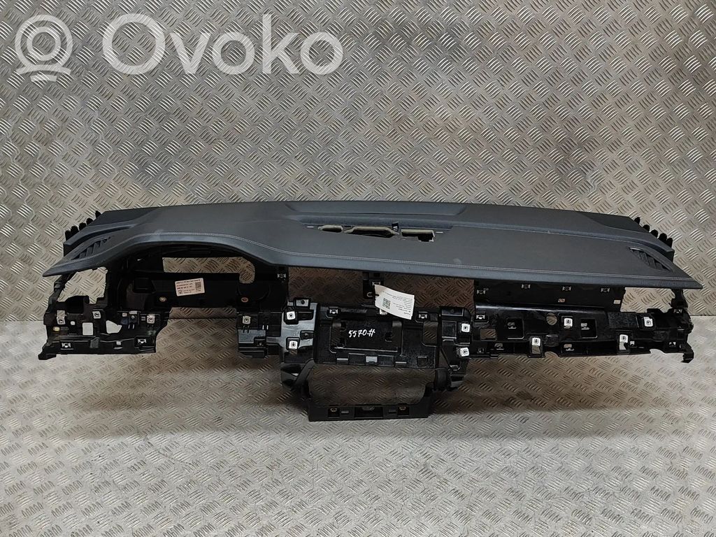 Audi Q8 Kojelauta 