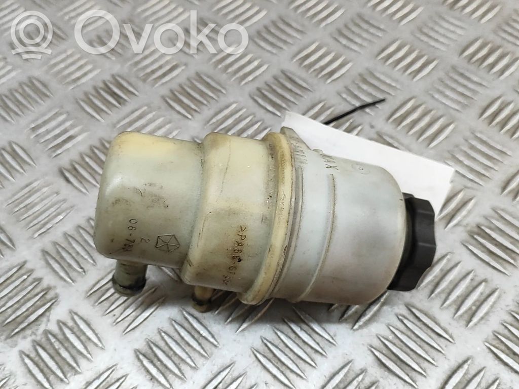 Chrysler Voyager Serbatoio/vaschetta del liquido del servosterzo 