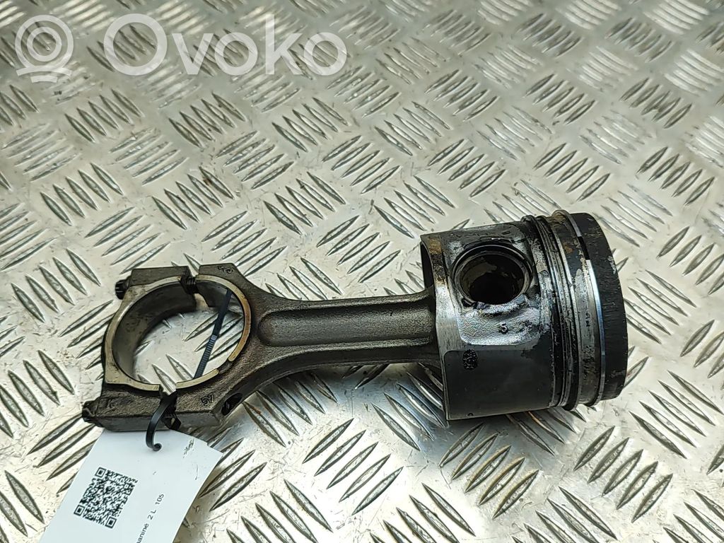 BMW 1 E81 E87 Piston 