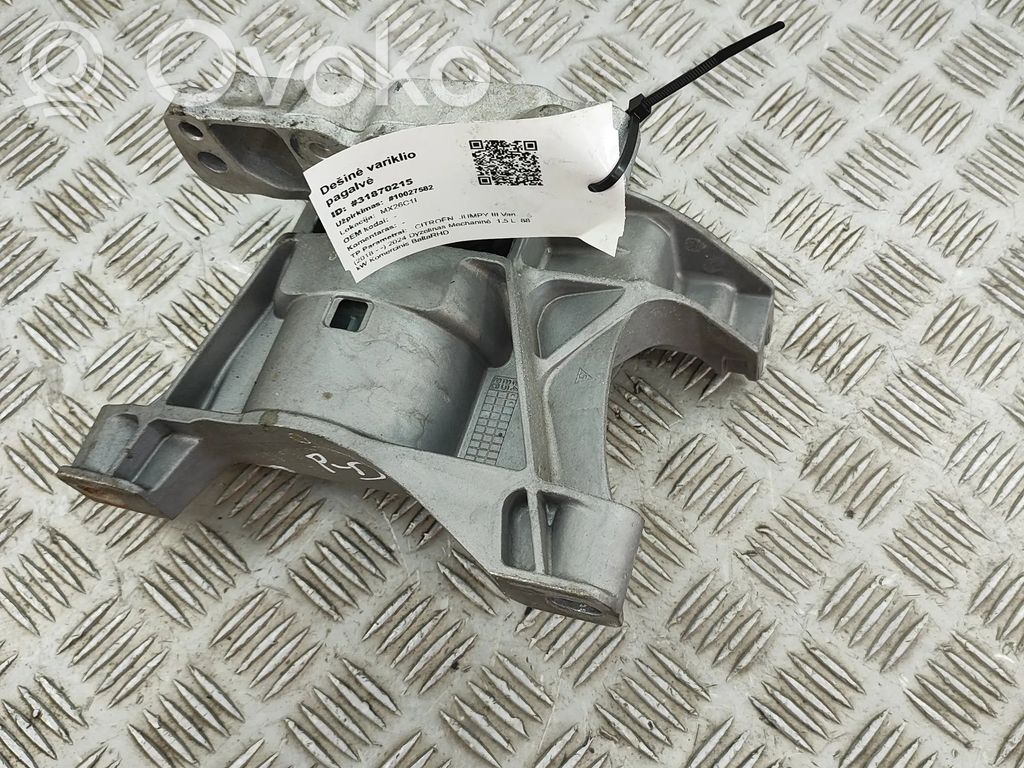 Moottorin kiinnikekorvake   4A111210,4A103720