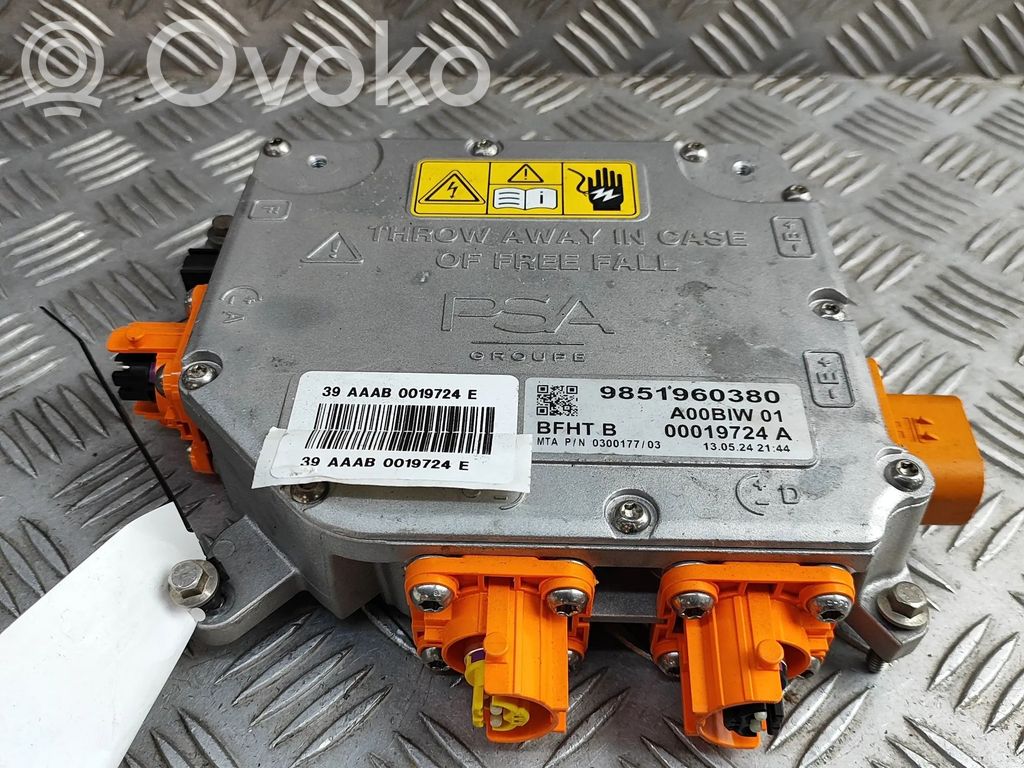 Peugeot 3008 III Falownik / Przetwornica napięcia 