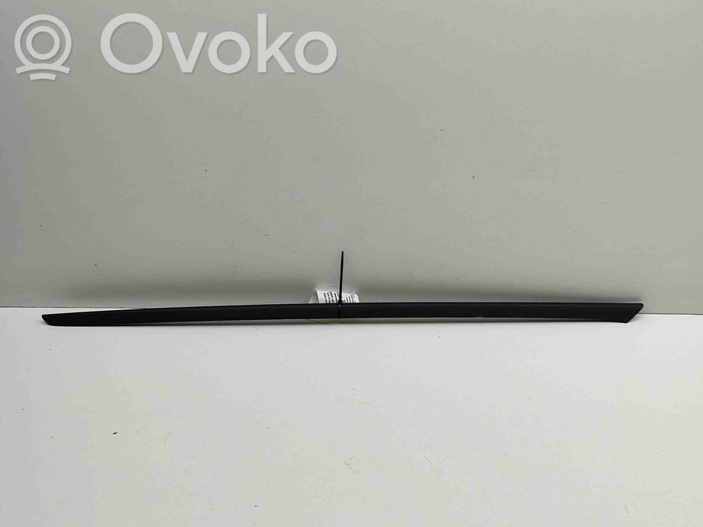 Audi Q4 e-tron Windshield trim 