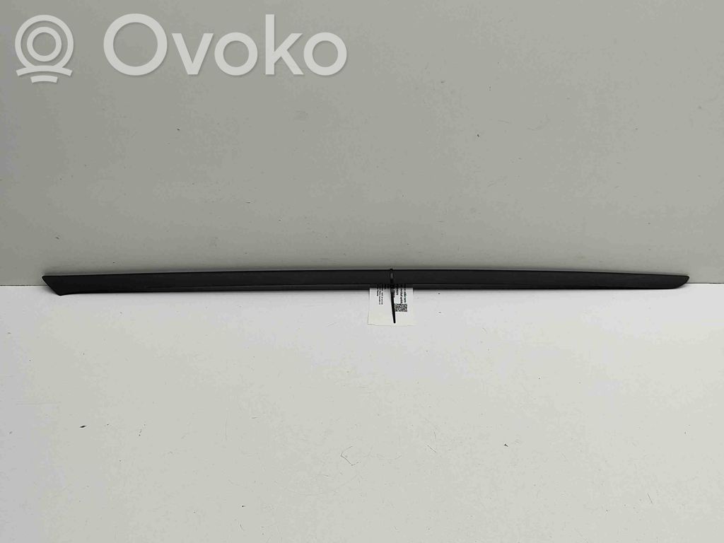 Audi Q4 e-tron Windshield trim 