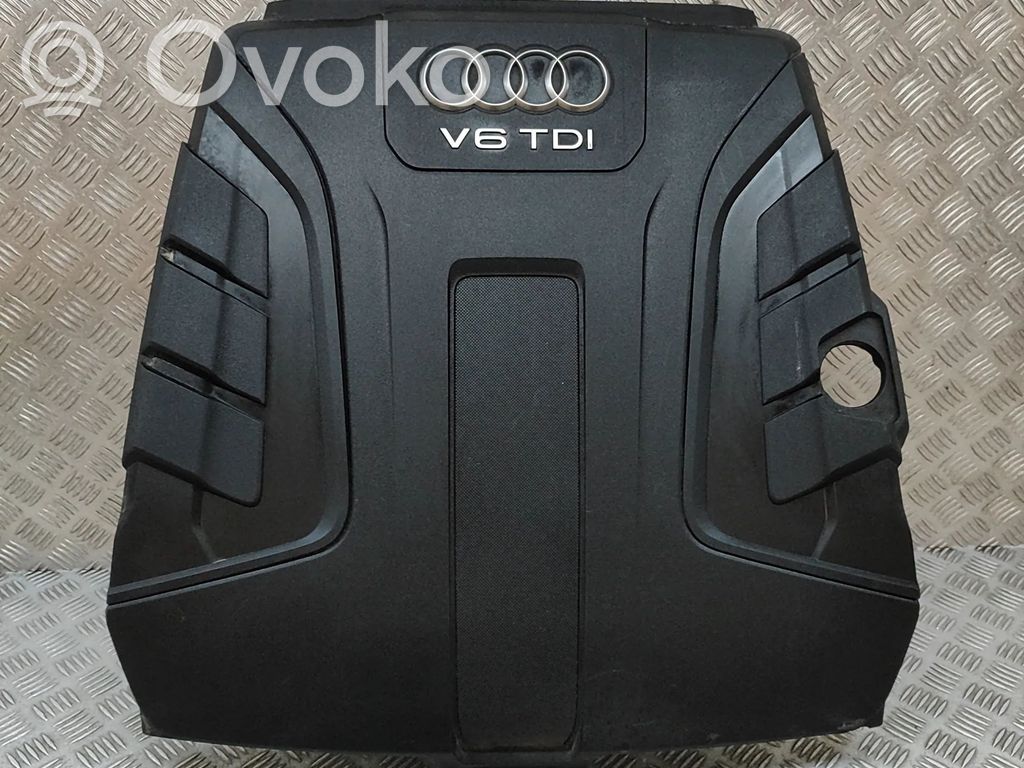 Audi Q7 4M Osłona górna silnika 