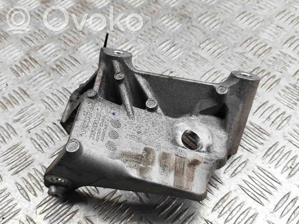 Engine mounting bracket   31670033