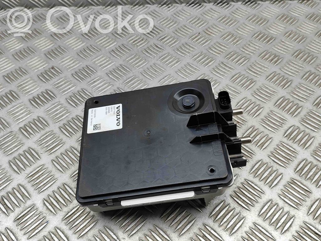 Inversor/convertidor de voltaje   32371432