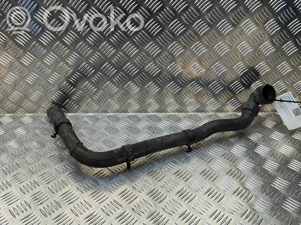 Land Rover Range Rover Evoque L538 Tuyau de liquide de refroidissement moteur