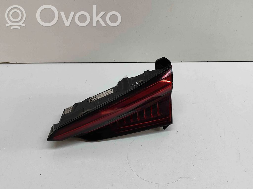 Audi A5 Lampy tylnej klapy bagażnika 