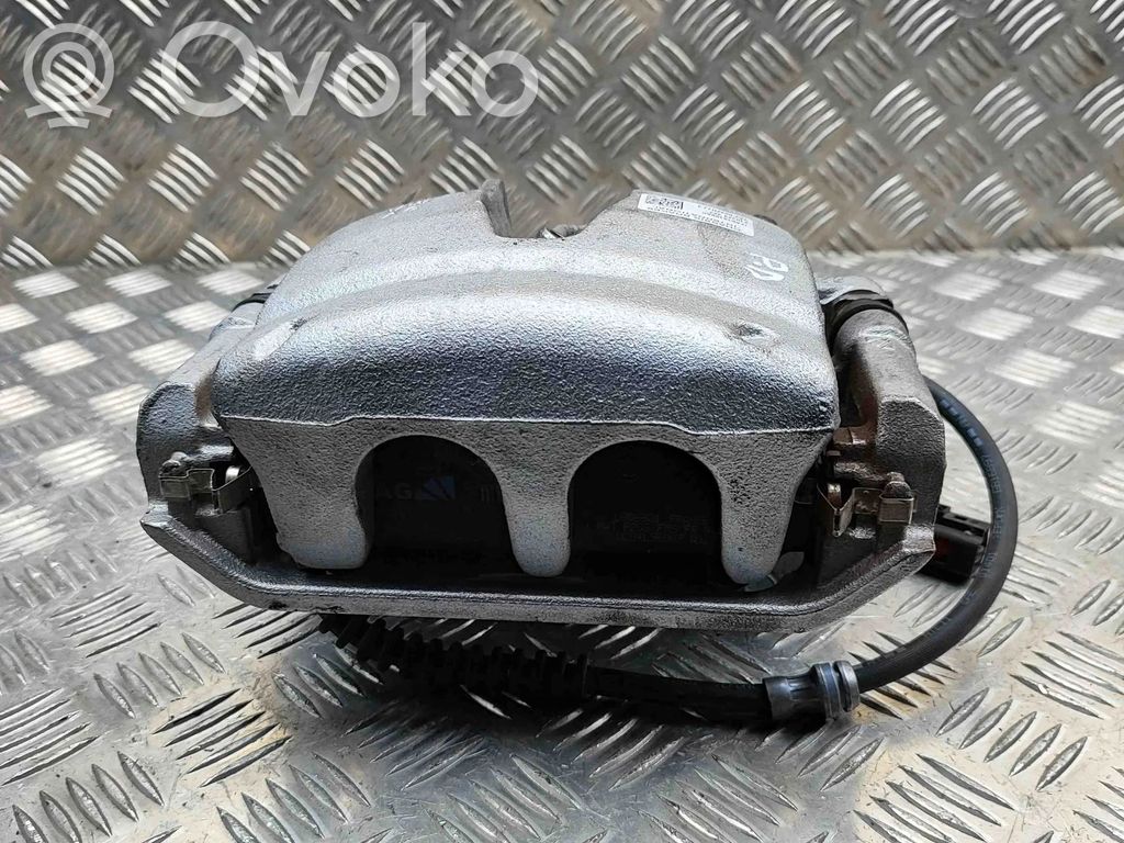 Передний суппорт   1EA615106AC