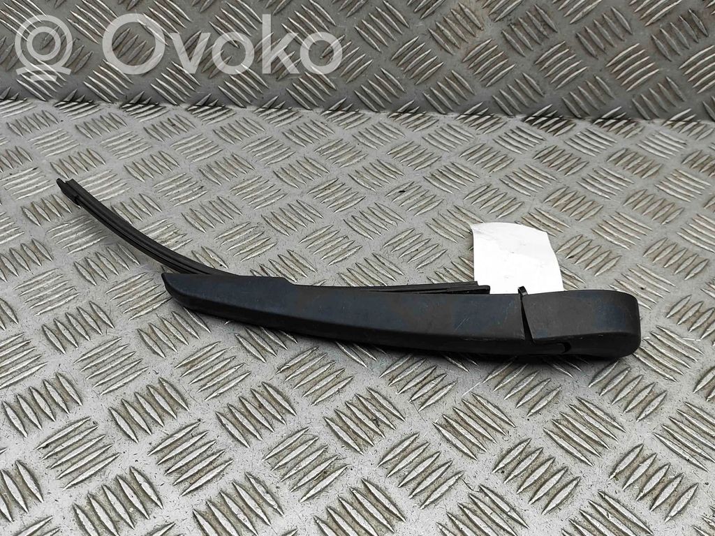 BMW X1 F48 F49 Ramię wycieraczki szyby tylnej 