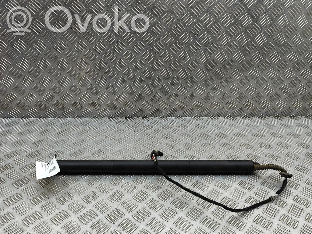 Audi RS Q3 Amortyzator klapy tylnej bagażnika 