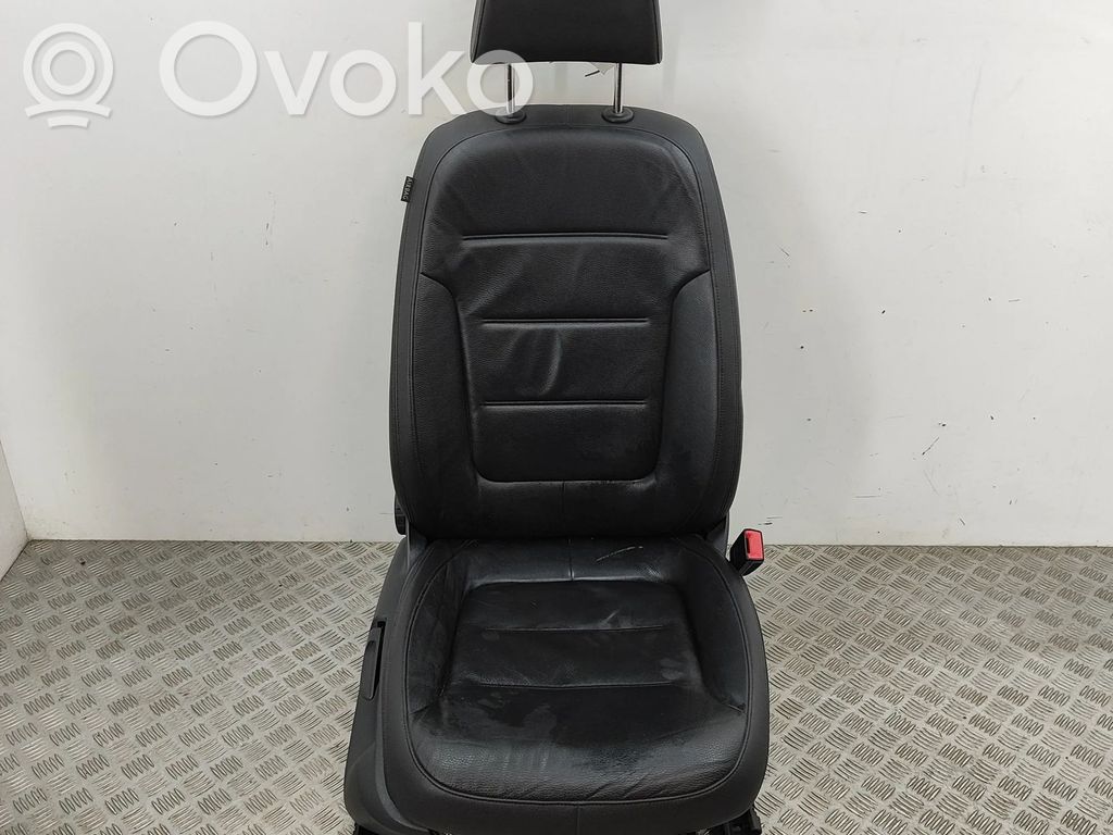 Volkswagen Touareg II Sedile anteriore del passeggero 