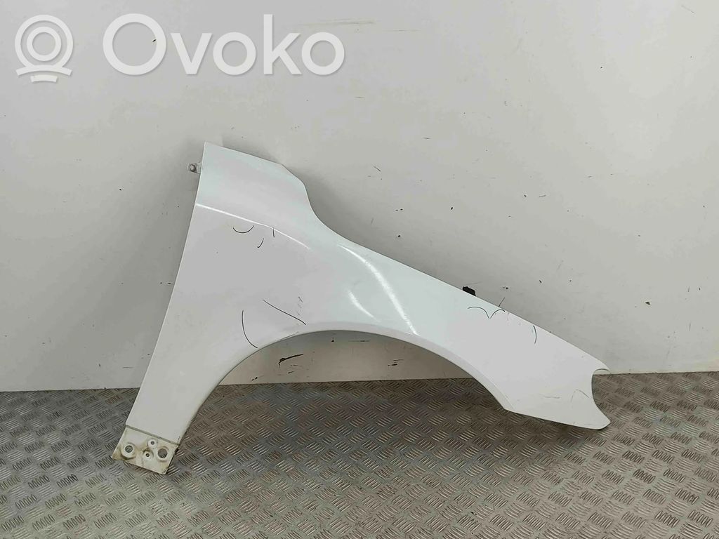 Volvo V70 Sparnas 