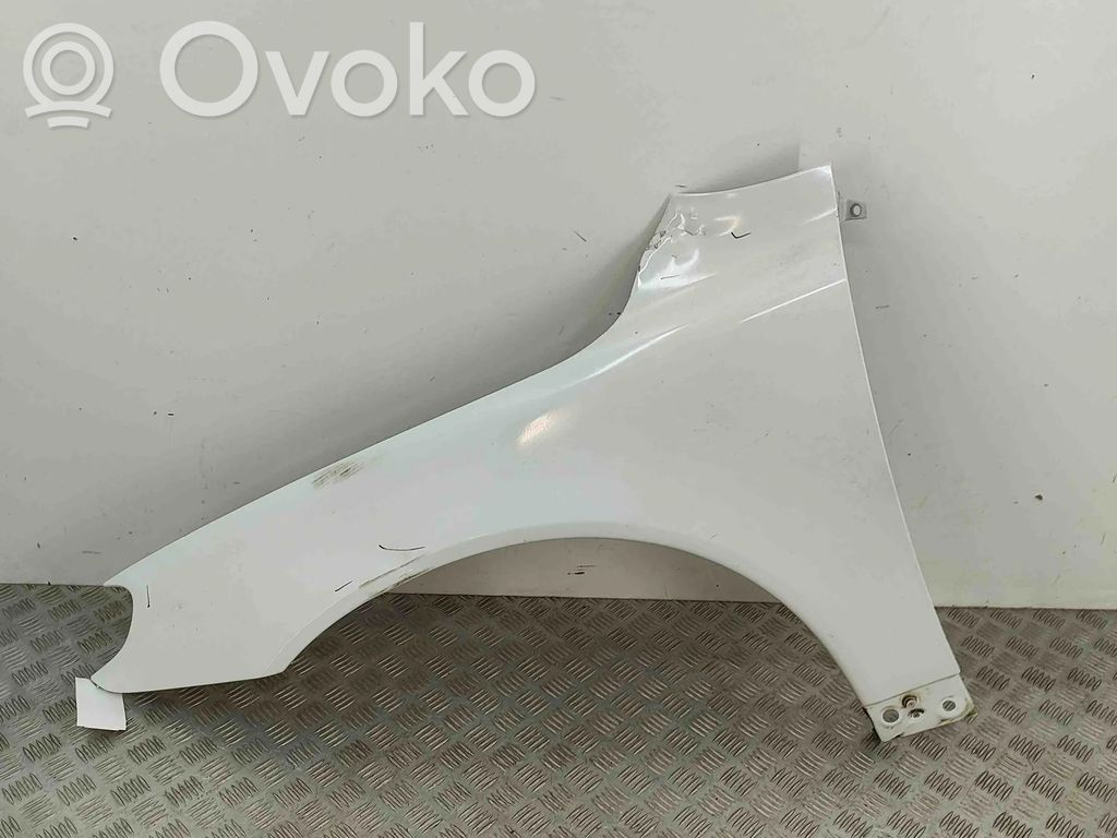Volvo V70 Sparnas 