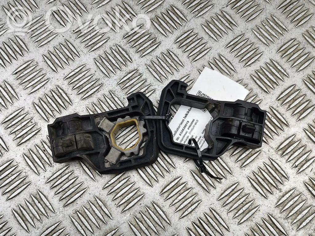 BMW 5 F10 F11 Support, fixation radiateur