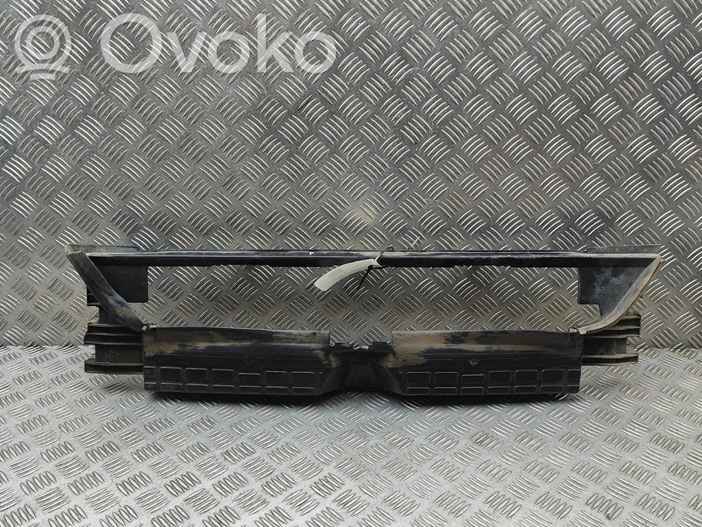 Mercedes-Benz Sprinter W907 W910 Wlot / Kanał powietrza intercoolera 