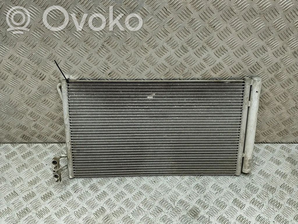 BMW 3 E90 E91 Radiatore di raffreddamento A/C (condensatore) 