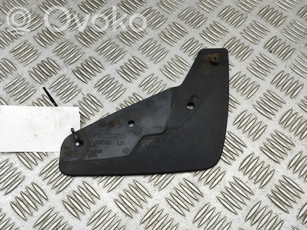 Volvo XC40 Chlapacze tylne 