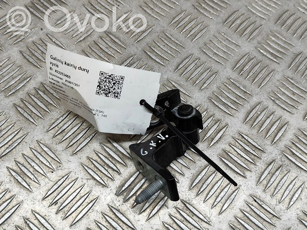 Bisagra inferior de la puerta trasera   8W0831403A
